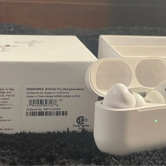 Wireless Earbuds with Charging Case - White @lrpods pro gen 2